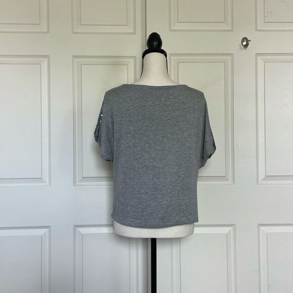 Brandy Melville Boxy Crop Sequin t-shirt, O/S - Picture 4 of 14